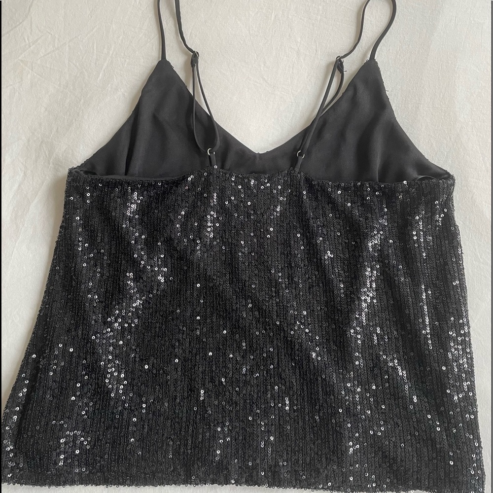 GILLI Women’s Sequin Top - Picture 3 of 3